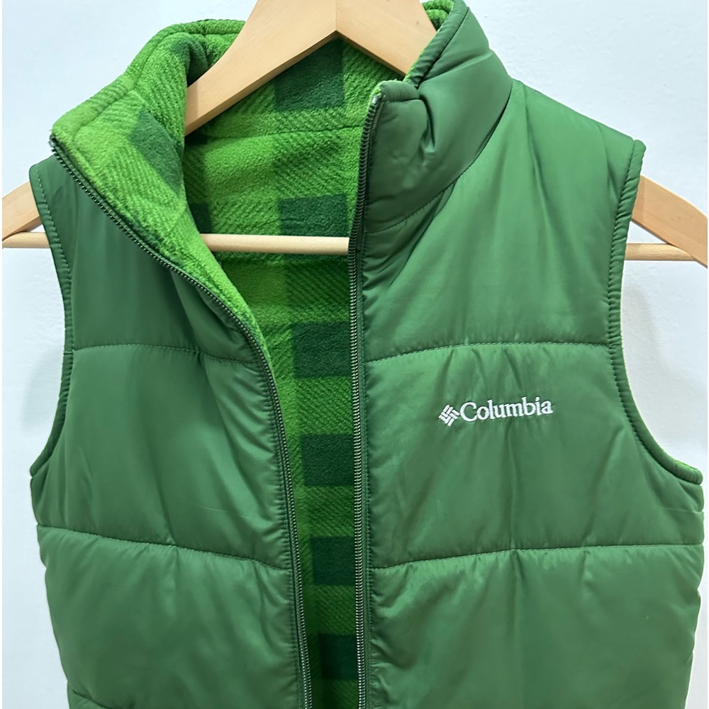 Boys Columbia Reversible green vest M(10-12)